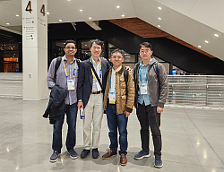   
		Professor Anthony Man-Cho So photo with awardees	 
